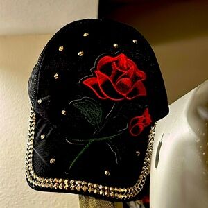 Snap on Rose Cap for women